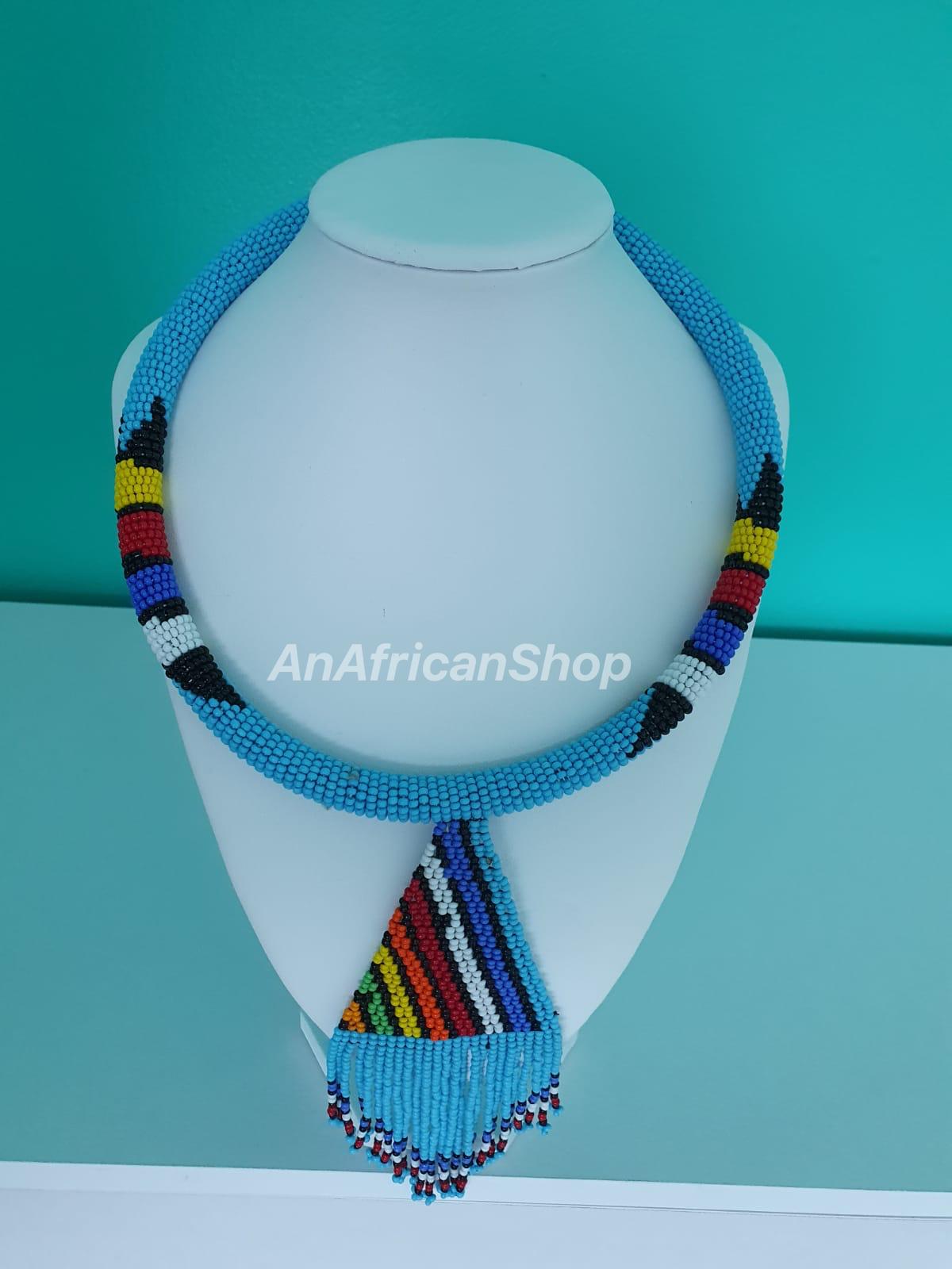 Short V-fringe necklace, Light Blue